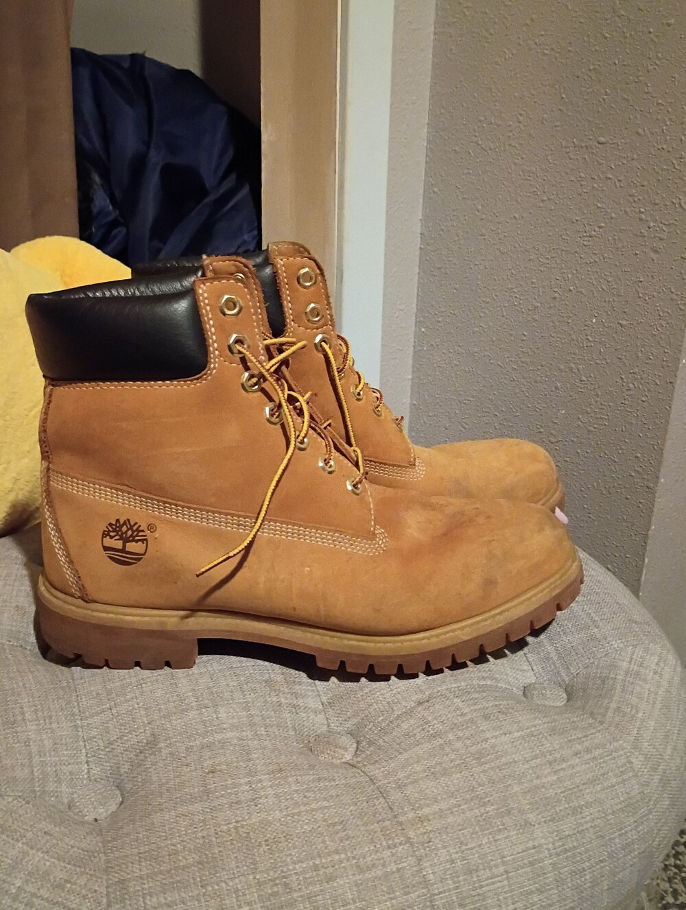 Timberland Wheat Nubuck Leather Work Boots with Black Collar